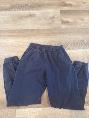 Brandy Melville Navy cuffed Sweatpants